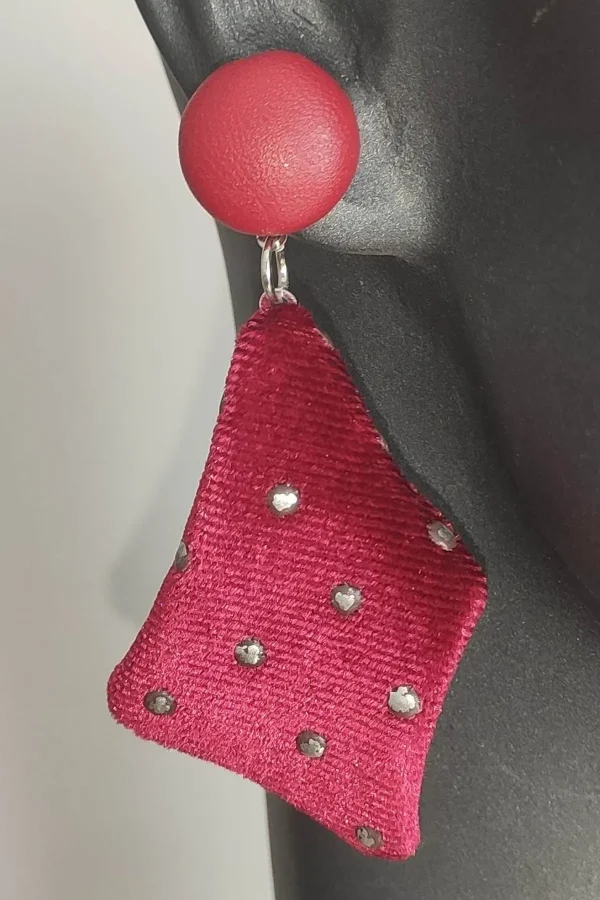 Kadifemsi Polka Dot Sarma Küpe