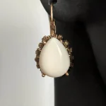 Beyaz Taş Sallanan Vintage Tasarım Akşam Küpeler Otantik Küpeler