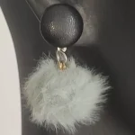 Kadın Peluş Ponpon Tasarım Küpeleri